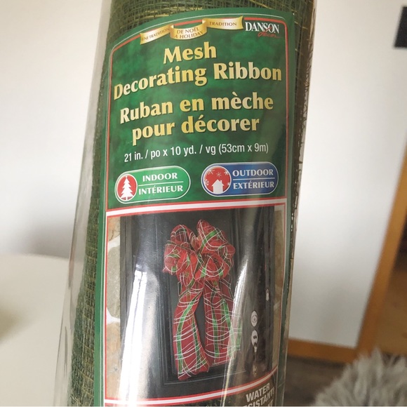 Danson Decor Mesh Decorating Ribbon Indoor/Outdoor Green Gold Christmas Decor x3 - Picture 2 of 4
